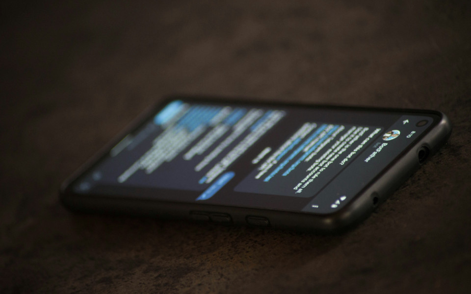 Нейросеть Grok в Telegram: зачем компаниям новая бизнес-модель