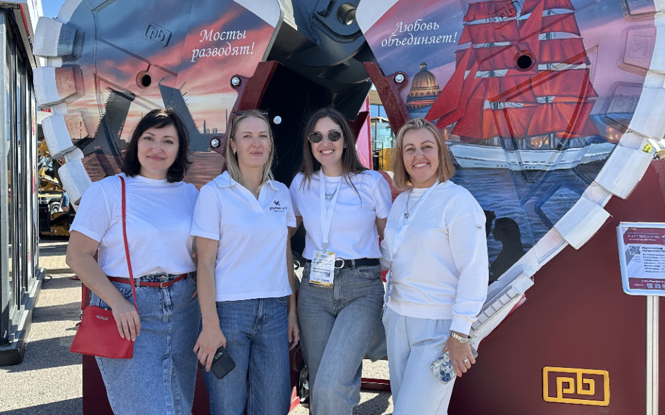 Эксперты по лизингу на выставке-форуме Eurasian Construction Technology: живое общение с партнёрами и новые тренды рынка