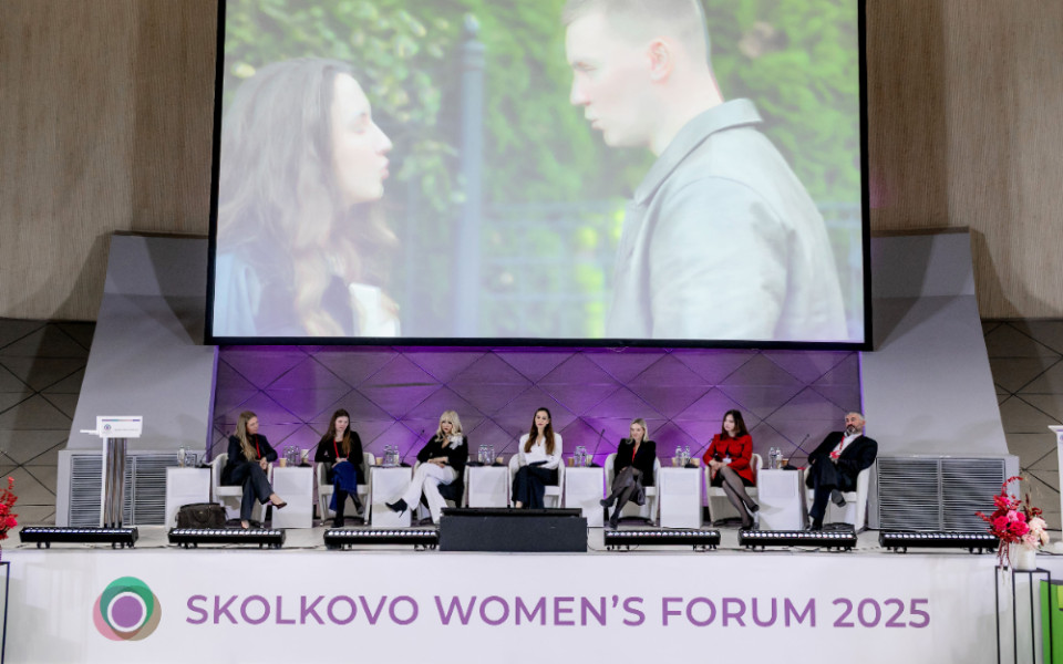 Как поддержка в кризисе влияет на устойчивость общества