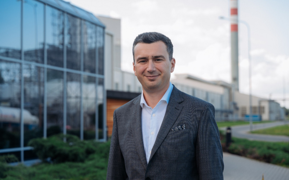 Ларта Гласс объявляет о смене Генерального директора