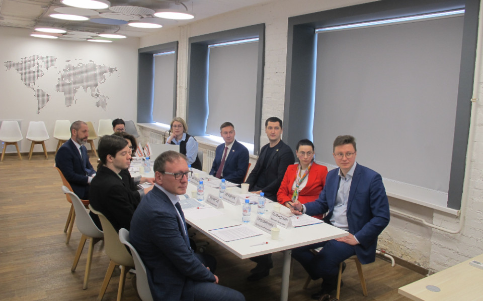 CARCADE выступила партнером круглого стола «Эксперт-Урал» в Екатеринбурге