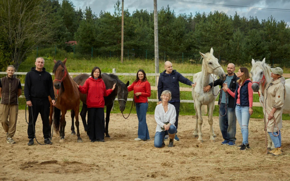 Как открыть новые стороны лидерства через общение с лошадьми