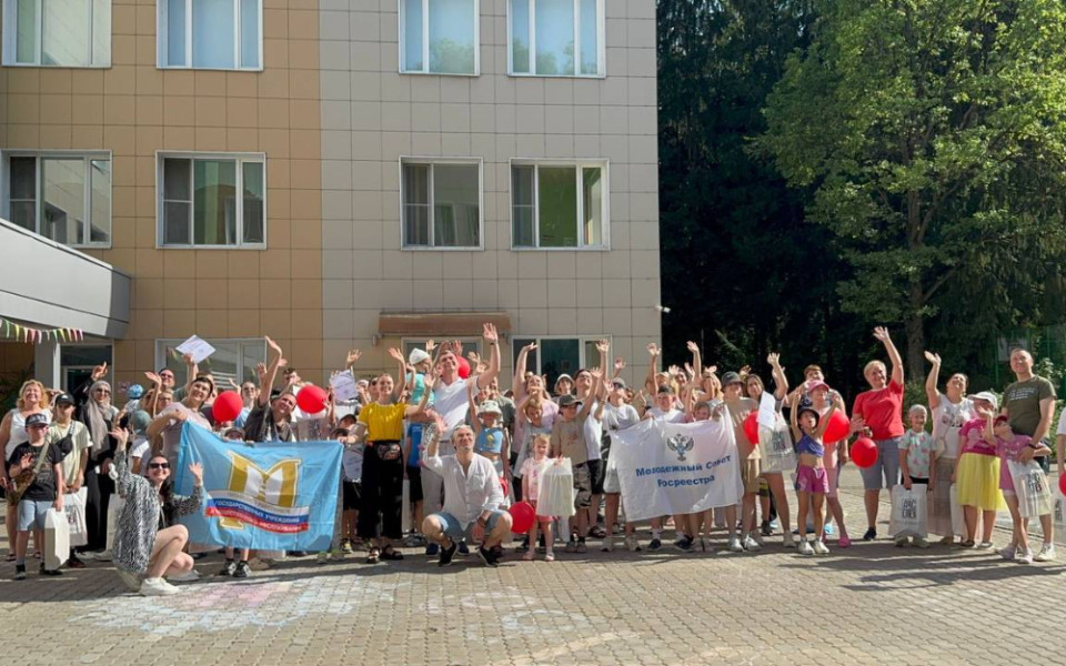 «Плесовских и Партнеры» поддержали благотворительный детский праздник