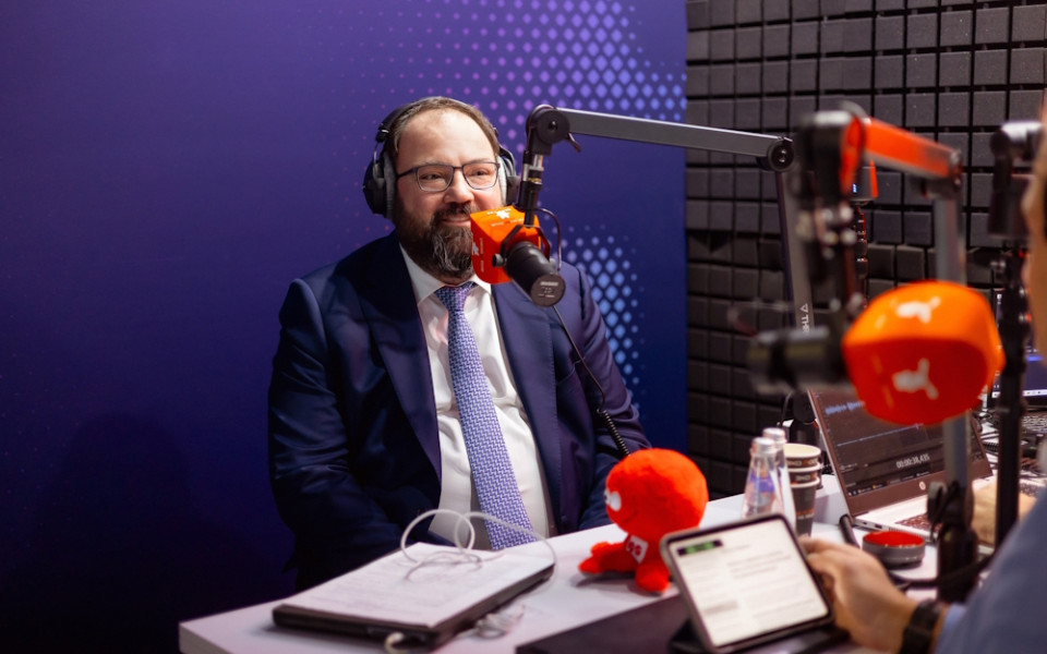 «Очень много отечественных ИТ-решений скоро уйдут в облака»: Максут Шадаев о новом тренде — для ИТ-радио «ЭХО лОСЕЙ»