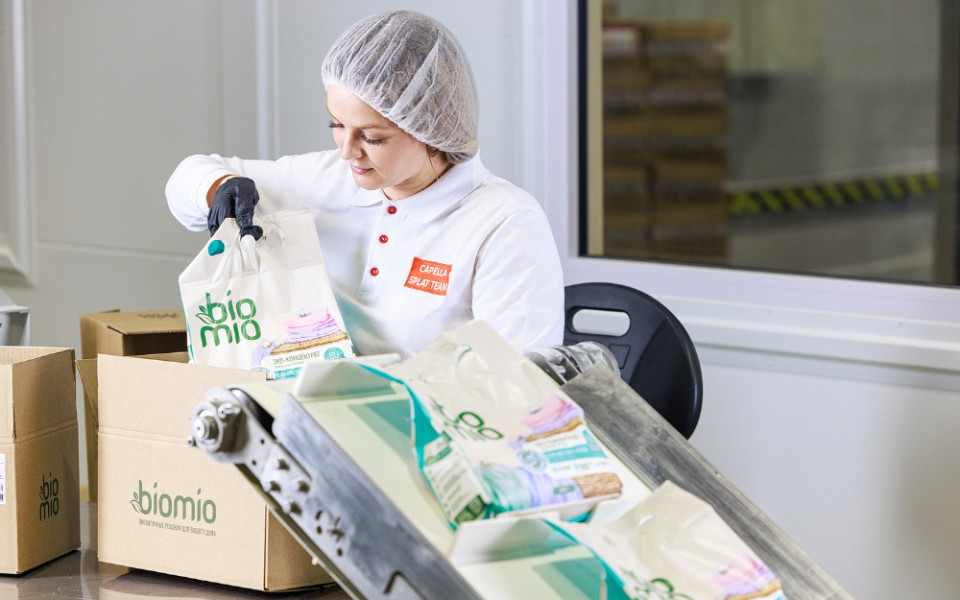 Фасовка продукции на производственной линии