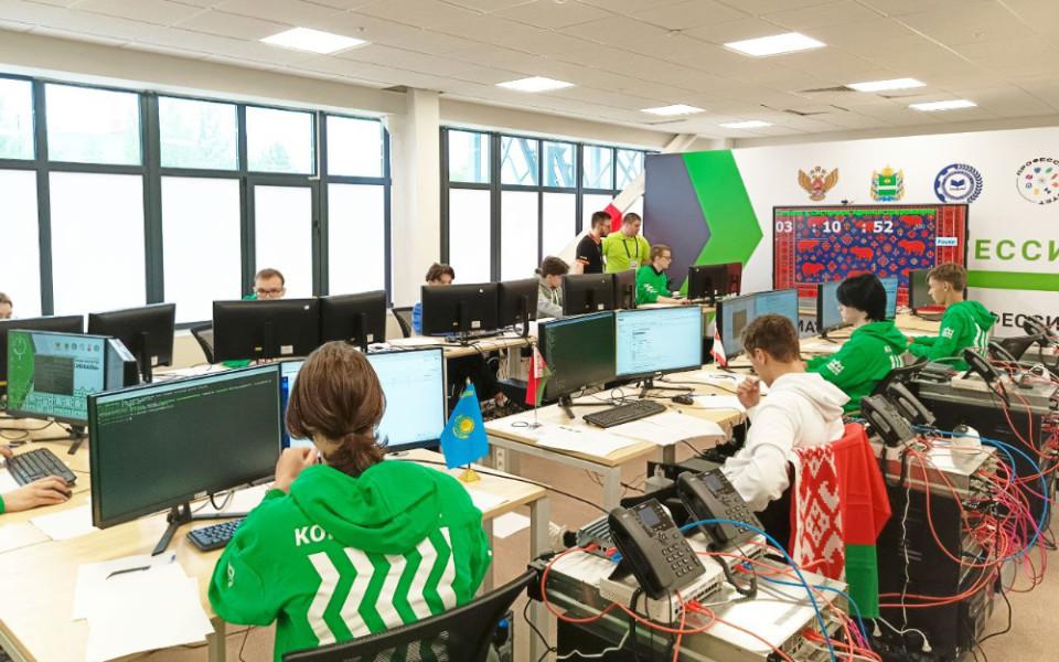 Участники чемпионата "Профессионалы"