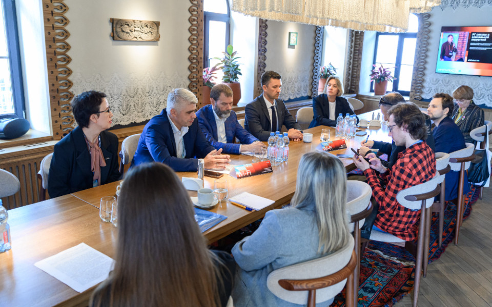 Пресс-брифинги