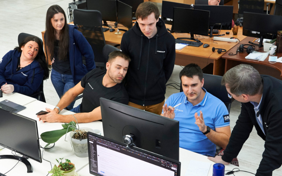 От аутстаффа к AI: как трекинг помог SML изменить стратегию и команду