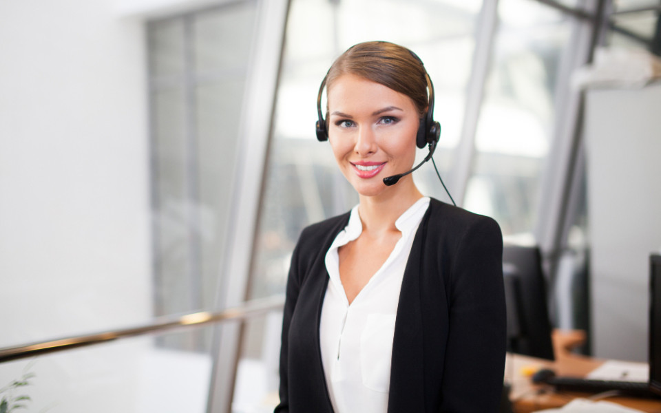 Оператор контактного центра