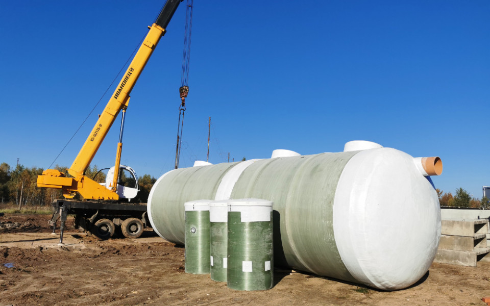 Применение стеклопластика в инженерных сетях: плюсы и минусы