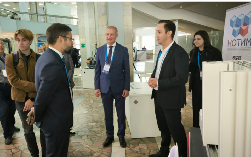 РЕХАУ представила оконные и инженерные системы на симпозиуме в МГСУ