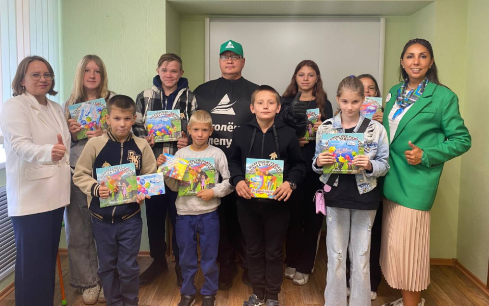 "Разрез Тайлепский" ежегодно организует акцию "Помоги собраться в школу" для ребятишек Калтана