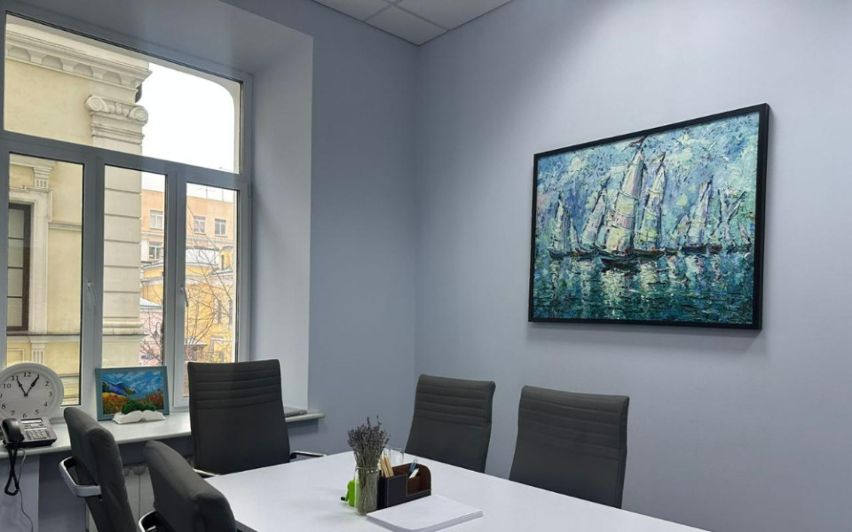 Художники и юристы: РОКА «Советник» создала коллаборацию с «М-Галерея»