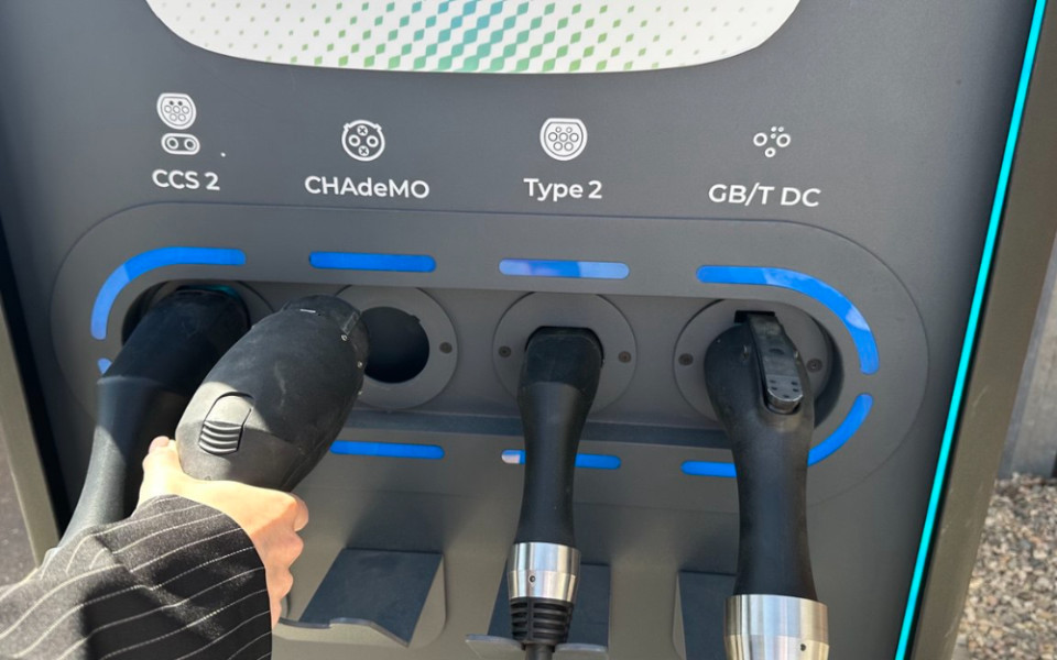 Sitronics: Еще не было прецедентов, чтобы исправный электромобиль просто взял и загорелся