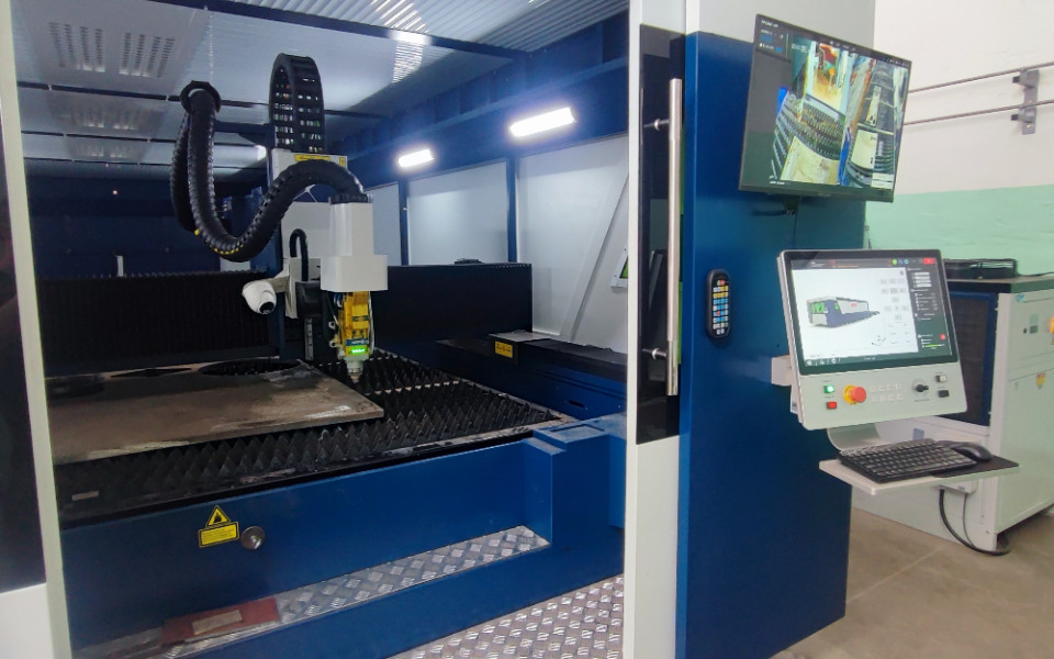 На производстве НПО «НТЭС» запущен лазерный станок HL G8025BF