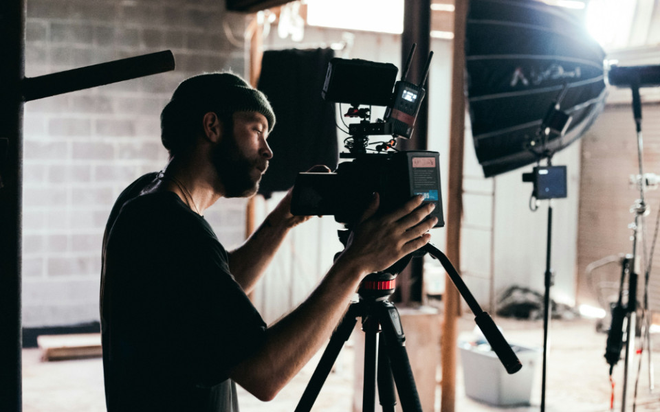 Инвестиции в доверие: почему корпоративное видео — это актив, а не трата