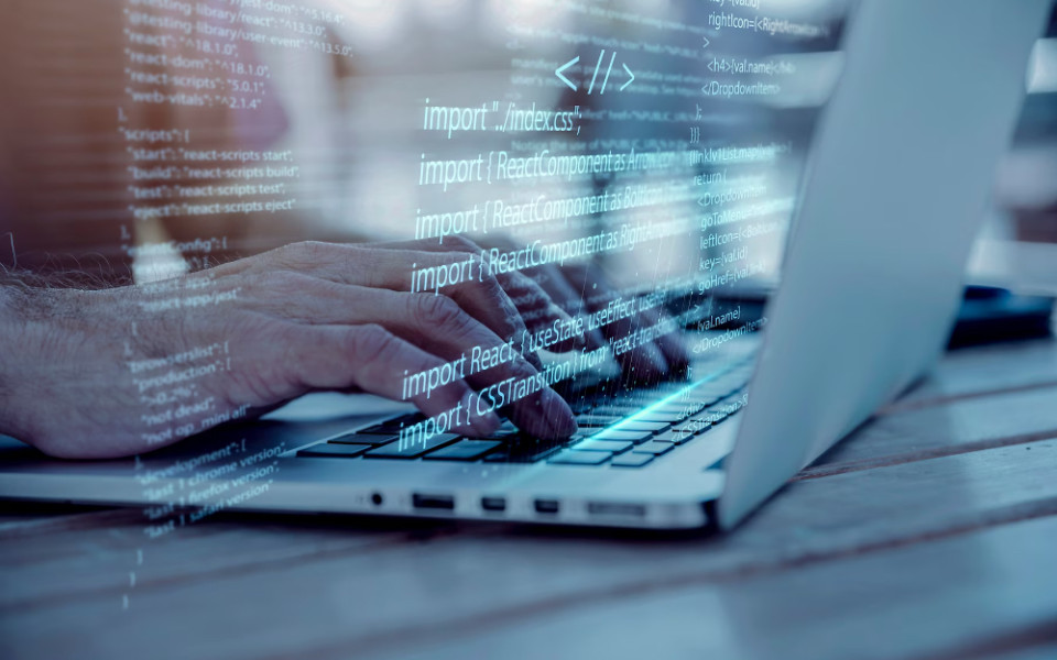 Как вторичные DNS-зоны улучшают работу компании