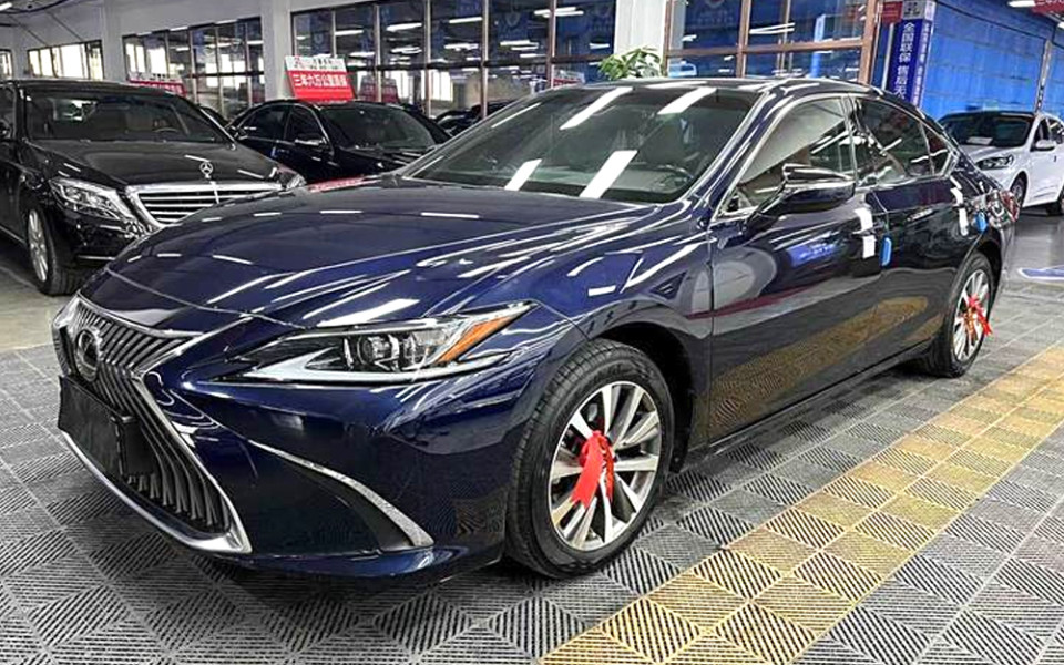 Импорт автомобилей Lexus из Китая и Южной Кореи: возможности, риски