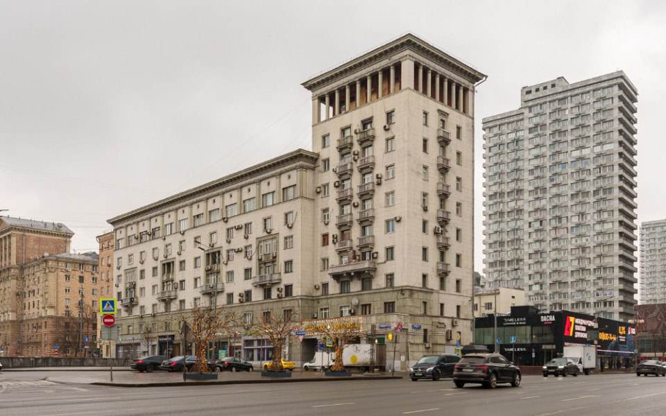 Почему трафик не всегда решающий фактор при покупке стрит ритейла