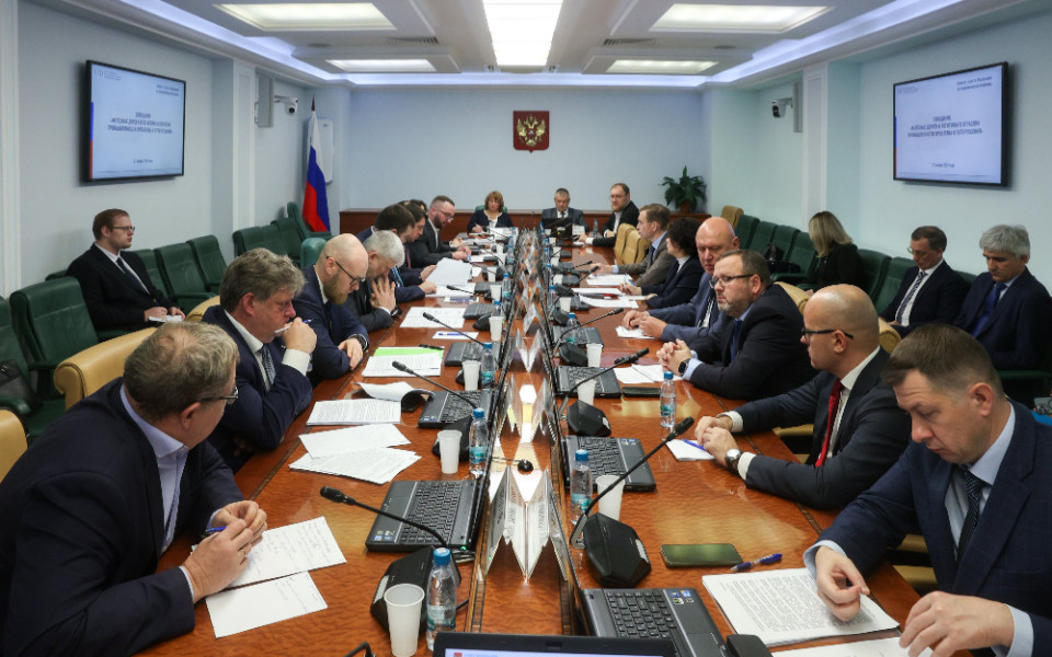 «СОЮЗЦЕМЕНТ» представил в Совете Федерации позицию отрасли по вопросам железнодорожной логистики