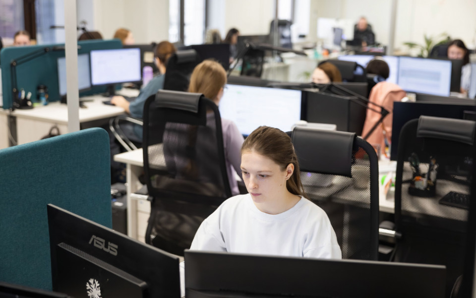 Эксперты МФК «Лайм-Займ» проанализировали и сравнили характеристики клиентов поколения Z, попадающих в категории «досрочник» и «просрочник».