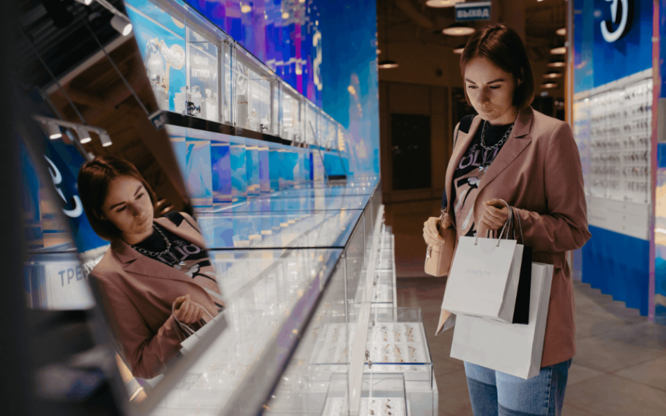 SOKOLOV вошел в топ лучших франшиз России по версии «Коммерсантъ»